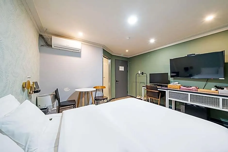 St. 179 Incheon Hotel