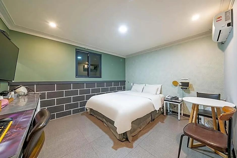 St. 179 Incheon Hotel