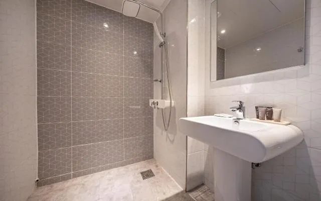 St. 179 Incheon Hotel 3*,  South Korea