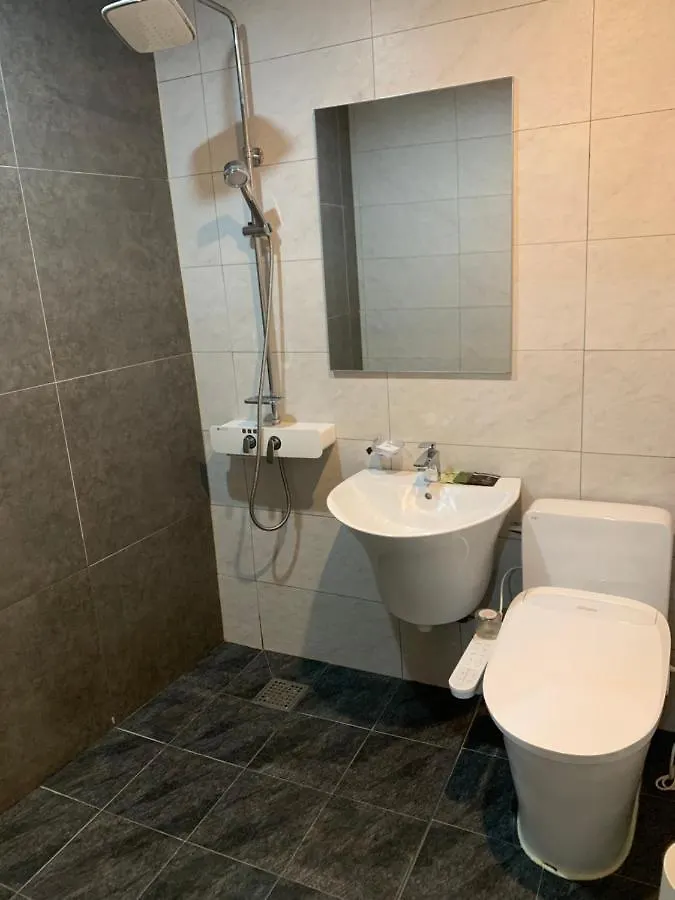 St. 179 Incheon Hotel 3*,